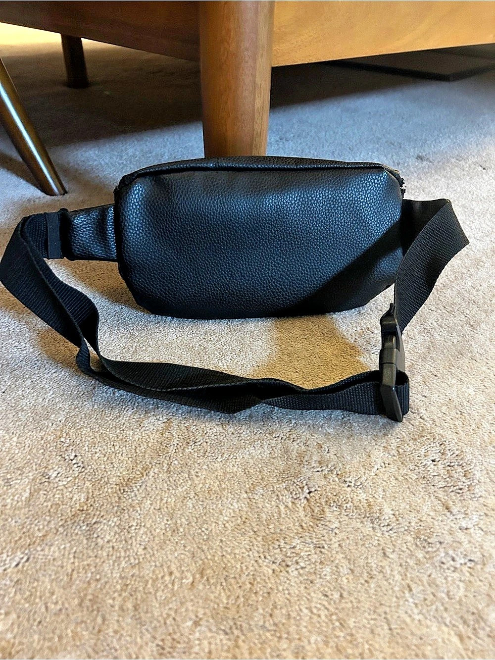 Reebok Black Belt Bag Like New